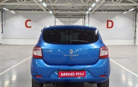 Renault Sandero II рестайлинг, 2019 год, 900 000 рублей, 7 фотография