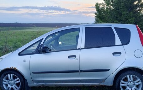 Mitsubishi Colt VI рестайлинг, 2005 год, 265 000 рублей, 3 фотография