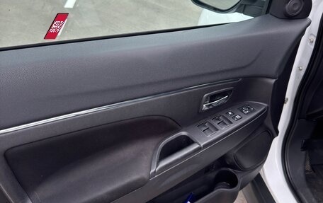 Mitsubishi ASX I рестайлинг, 2015 год, 1 150 000 рублей, 14 фотография