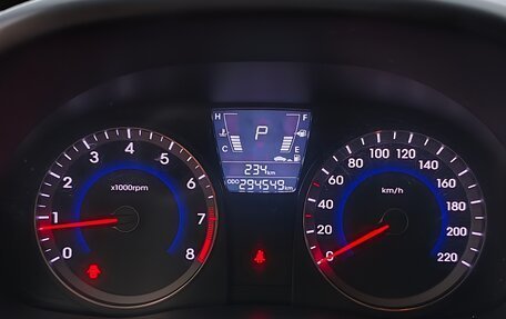 Hyundai Solaris II рестайлинг, 2012 год, 450 000 рублей, 9 фотография