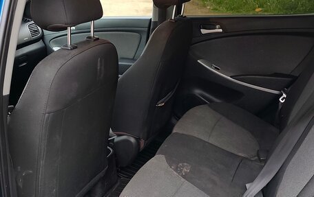 Hyundai Solaris II рестайлинг, 2012 год, 450 000 рублей, 6 фотография