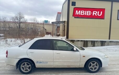 Mazda Familia, 2002 год, 240 000 рублей, 2 фотография