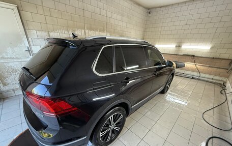 Volkswagen Tiguan II, 2019 год, 3 000 000 рублей, 6 фотография