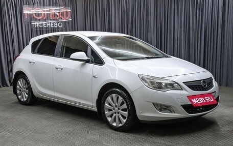 Opel Astra J, 2011 год, 549 000 рублей, 3 фотография