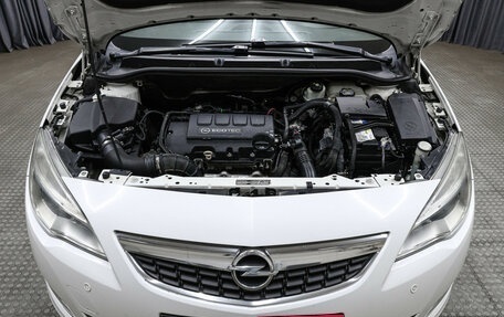 Opel Astra J, 2011 год, 549 000 рублей, 9 фотография