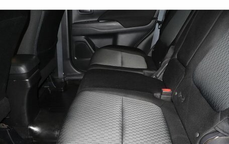 Mitsubishi Outlander III рестайлинг 3, 2015 год, 1 495 000 рублей, 7 фотография