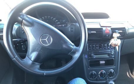 Mercedes-Benz Vaneo, 2002 год, 395 000 рублей, 26 фотография