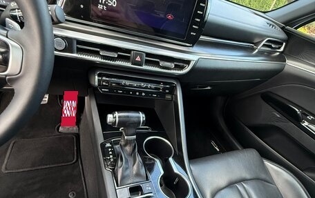 KIA K5, 2021 год, 2 470 000 рублей, 30 фотография