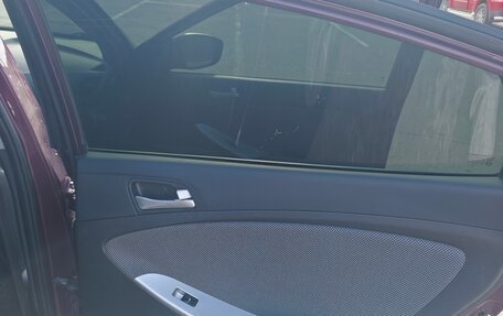 Hyundai Solaris II рестайлинг, 2013 год, 960 000 рублей, 22 фотография