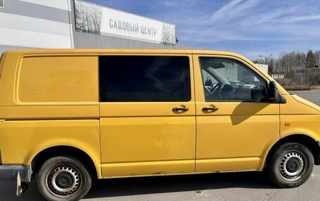 Volkswagen Transporter T5 рестайлинг, 2007 год, 860 000 рублей, 2 фотография
