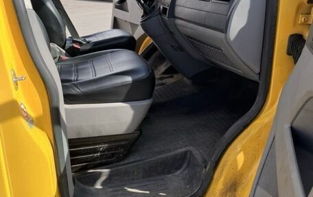Volkswagen Transporter T5 рестайлинг, 2007 год, 860 000 рублей, 5 фотография