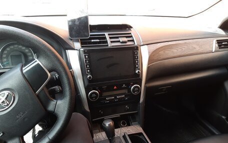 Toyota Camry, 2013 год, 850 000 рублей, 6 фотография