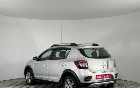 Renault Sandero II рестайлинг, 2019 год, 1 300 000 рублей, 7 фотография