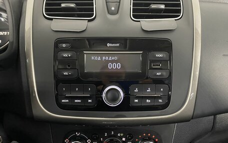 Renault Sandero II рестайлинг, 2019 год, 1 300 000 рублей, 18 фотография