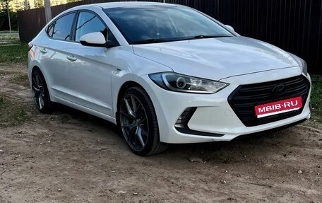 Hyundai Elantra VI рестайлинг, 2016 год, 1 350 000 рублей, 1 фотография