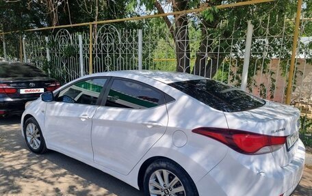 Hyundai Elantra V, 2014 год, 1 250 000 рублей, 2 фотография