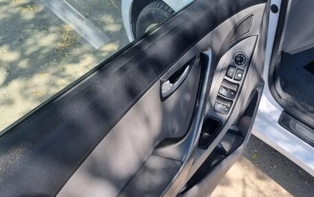 Hyundai Elantra V, 2014 год, 1 250 000 рублей, 8 фотография