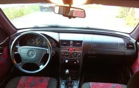 Mercedes-Benz C-Класс, 1996 год, 140 000 рублей, 4 фотография