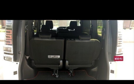 Toyota Voxy III, 2019 год, 2 300 000 рублей, 11 фотография