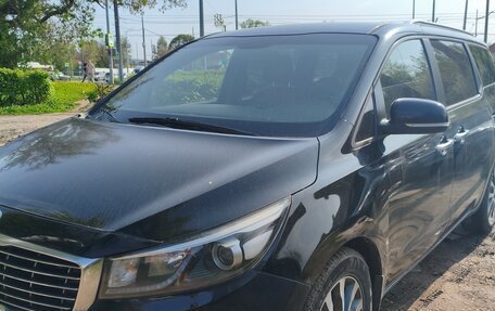 KIA Carnival III, 2017 год, 1 399 000 рублей, 12 фотография
