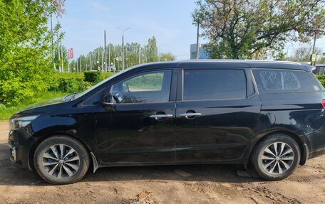 KIA Carnival III, 2017 год, 1 399 000 рублей, 14 фотография