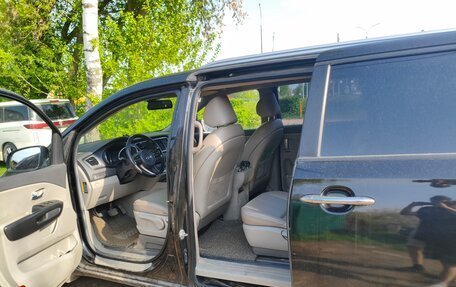 KIA Carnival III, 2017 год, 1 399 000 рублей, 29 фотография