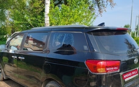 KIA Carnival III, 2017 год, 1 399 000 рублей, 17 фотография