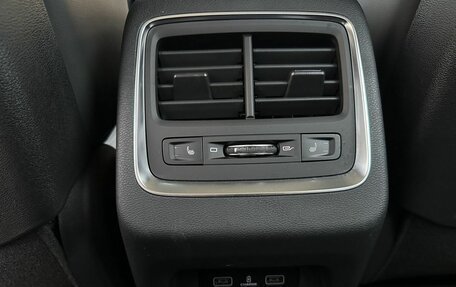 Geely Atlas, 2022 год, 2 450 000 рублей, 17 фотография