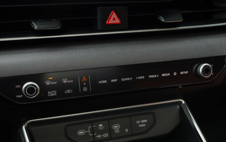 KIA Carnival, 2024 год, 7 000 000 рублей, 22 фотография