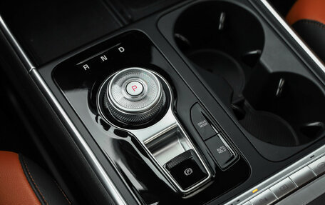 KIA Carnival, 2024 год, 7 000 000 рублей, 24 фотография