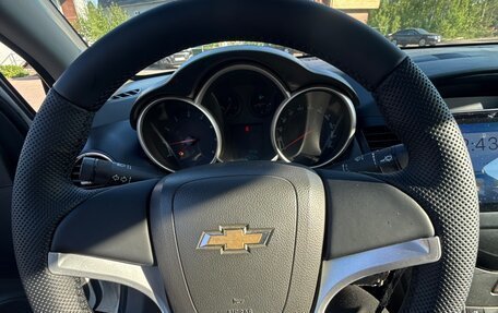 Chevrolet Cruze II, 2010 год, 590 000 рублей, 11 фотография
