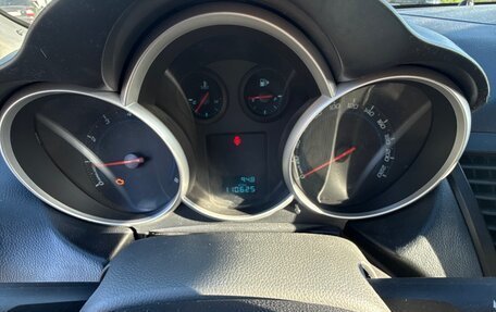 Chevrolet Cruze II, 2010 год, 590 000 рублей, 12 фотография