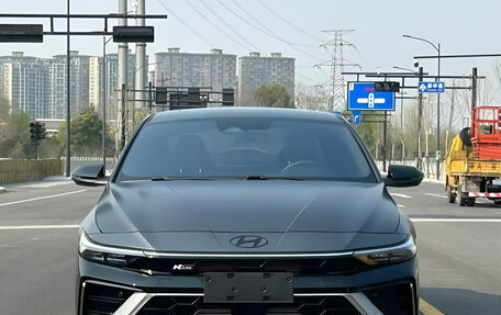 Hyundai Elantra, 2023 год, 2 030 000 рублей, 2 фотография
