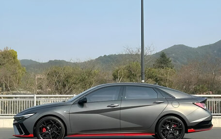 Hyundai Elantra, 2023 год, 2 030 000 рублей, 4 фотография