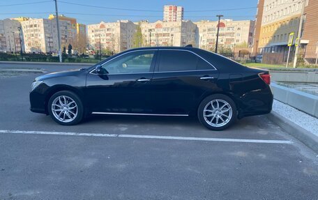 Toyota Camry, 2012 год, 2 200 000 рублей, 4 фотография