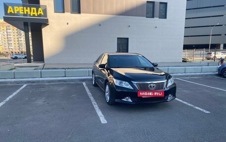 Toyota Camry, 2012 год, 2 200 000 рублей, 5 фотография