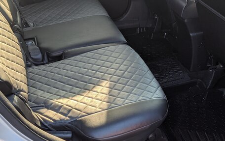 Mitsubishi Outlander III рестайлинг 3, 2011 год, 1 250 000 рублей, 16 фотография