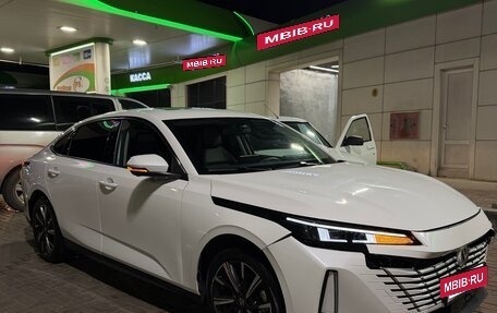 Changan Eado, 2025 год, 1 050 000 рублей, 4 фотография