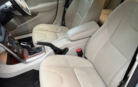 Volvo V40 II рестайлинг, 2017 год, 1 750 000 рублей, 23 фотография