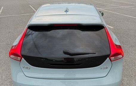 Volvo V40 II рестайлинг, 2017 год, 1 750 000 рублей, 20 фотография