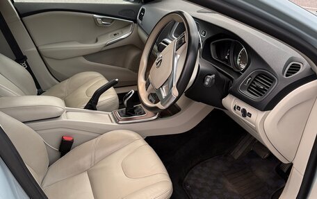 Volvo V40 II рестайлинг, 2017 год, 1 750 000 рублей, 21 фотография