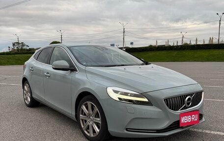 Volvo V40 II рестайлинг, 2017 год, 1 750 000 рублей, 16 фотография