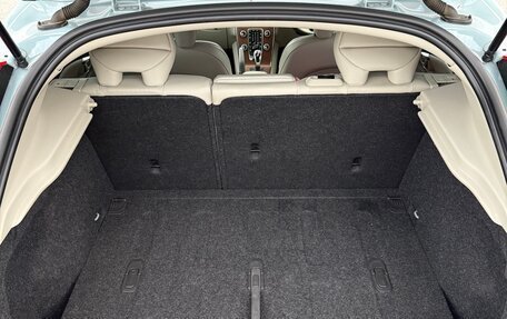 Volvo V40 II рестайлинг, 2017 год, 1 750 000 рублей, 34 фотография