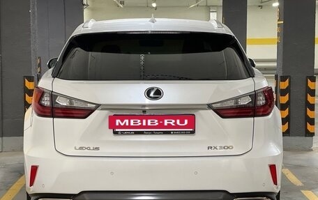 Lexus RX IV рестайлинг, 2019 год, 4 990 000 рублей, 2 фотография