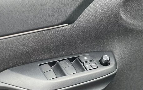 Toyota Yaris Cross, 2022 год, 1 800 000 рублей, 23 фотография