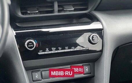 Toyota Yaris Cross, 2022 год, 1 800 000 рублей, 19 фотография