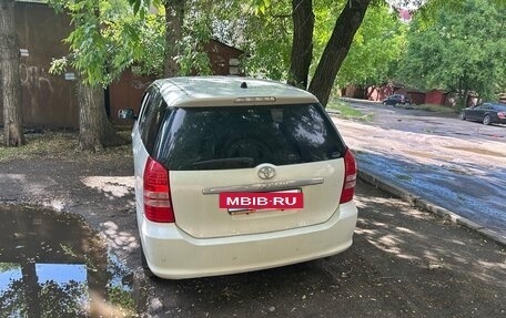 Toyota Wish II, 2003 год, 560 000 рублей, 2 фотография