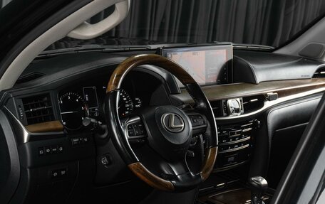 Lexus LX III, 2017 год, 7 949 000 рублей, 28 фотография