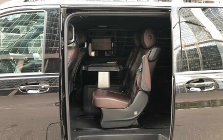 Mercedes-Benz V-Класс, 2015 год, 3 400 000 рублей, 23 фотография