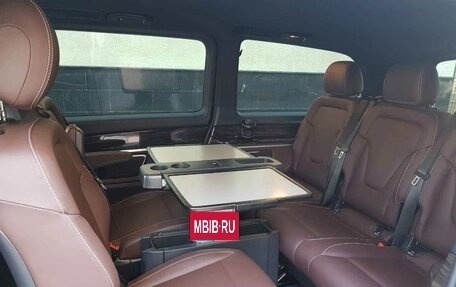 Mercedes-Benz V-Класс, 2015 год, 3 400 000 рублей, 20 фотография